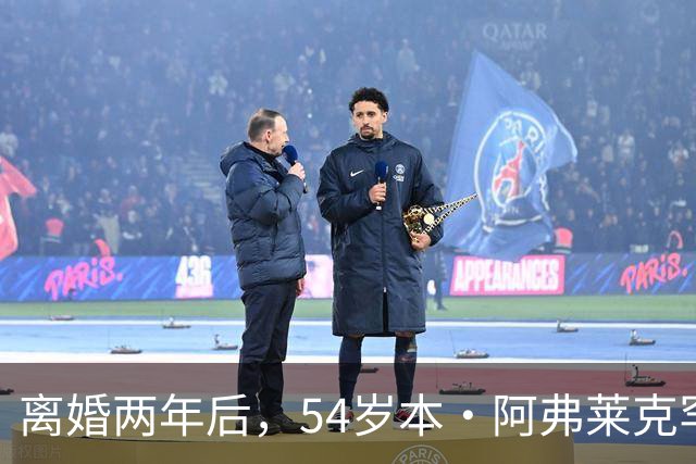 离婚两年后，54岁本·阿弗莱克罕见开口谈洛佩兹：我欠她一句尊重